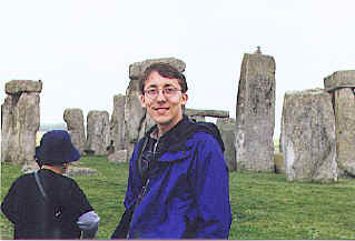 Stonehenge1 1.jpg (32069 bytes)